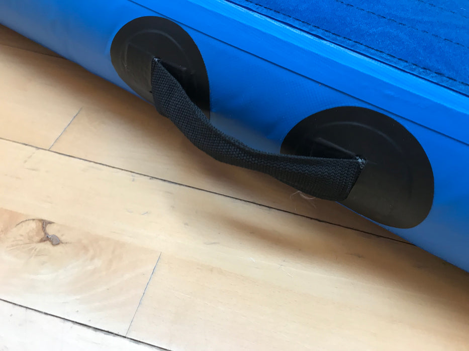 Pelany Airtrack Pro har velcro på alle sider.
