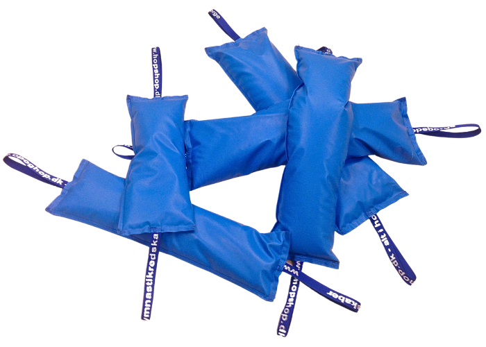 Powerbag fra Gymnashop.dk.
Stærk og solid sandsæk med håndtag. Sandsækkene fås i varianterne 3, 4, 5, 8, 10 og 15 kg, men kan produceres i størrelse og vægt efter dine ønsker.
Med en Powerbag fra Gymnashop.dk kan du træne hele din krop og opnå dine fitnessmål på en sjov og udfordrende måde. Bestil din Powerbag i dag og oplev forskellen!