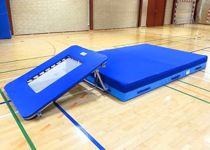 Børnetrampolin EAGLE F26