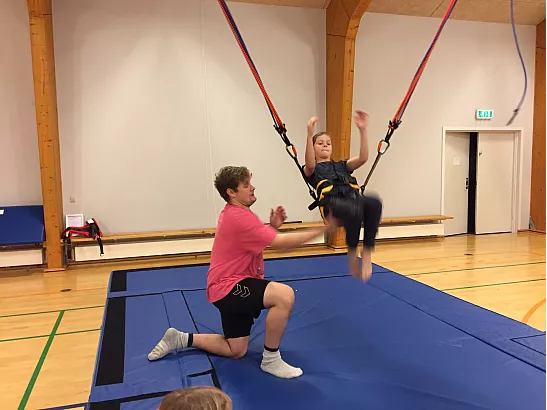 Gymnashop startede på baggrund af en passion for gymnastik, online handel og service