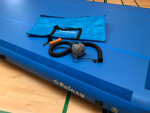 Airtrack Pro fra Pelany har velcro på alle 4 sider.